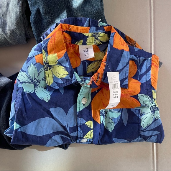 Toddler Bundle Of 3-4 Years old Clothes Boy . - Picture 5 of 13